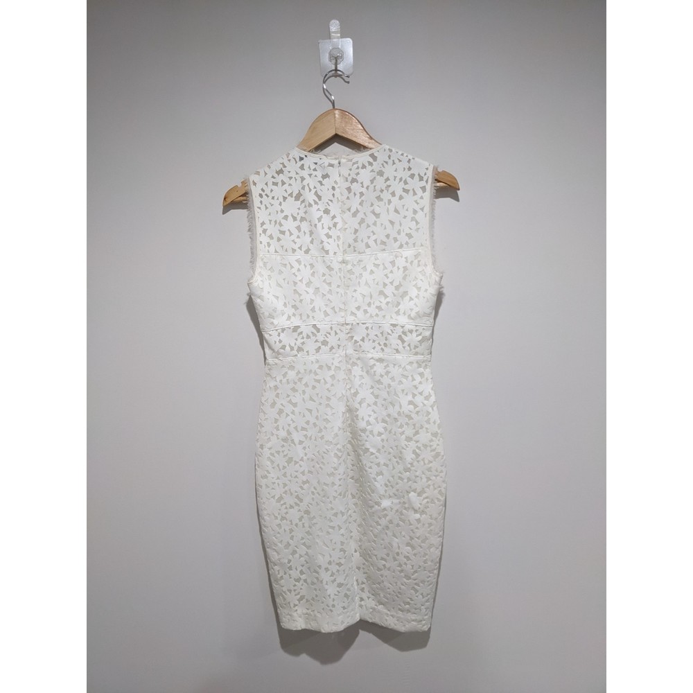 Elizabeth and James White Levine Laser Cut Dress Size 6 - Picture 2 of 8